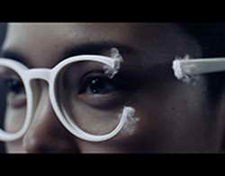Миллионные обновки Манукяна выглядят как ирония над безденежными артистами